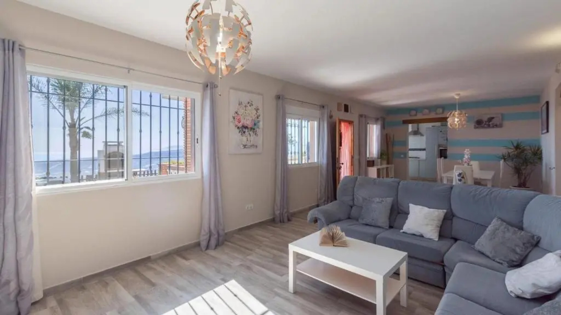 Villa Paraiso Arenas by Ruralidays