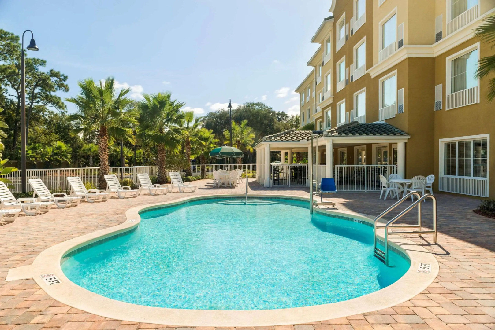 Country Inn & Suites by Radisson, Port Orange-Daytona, FL