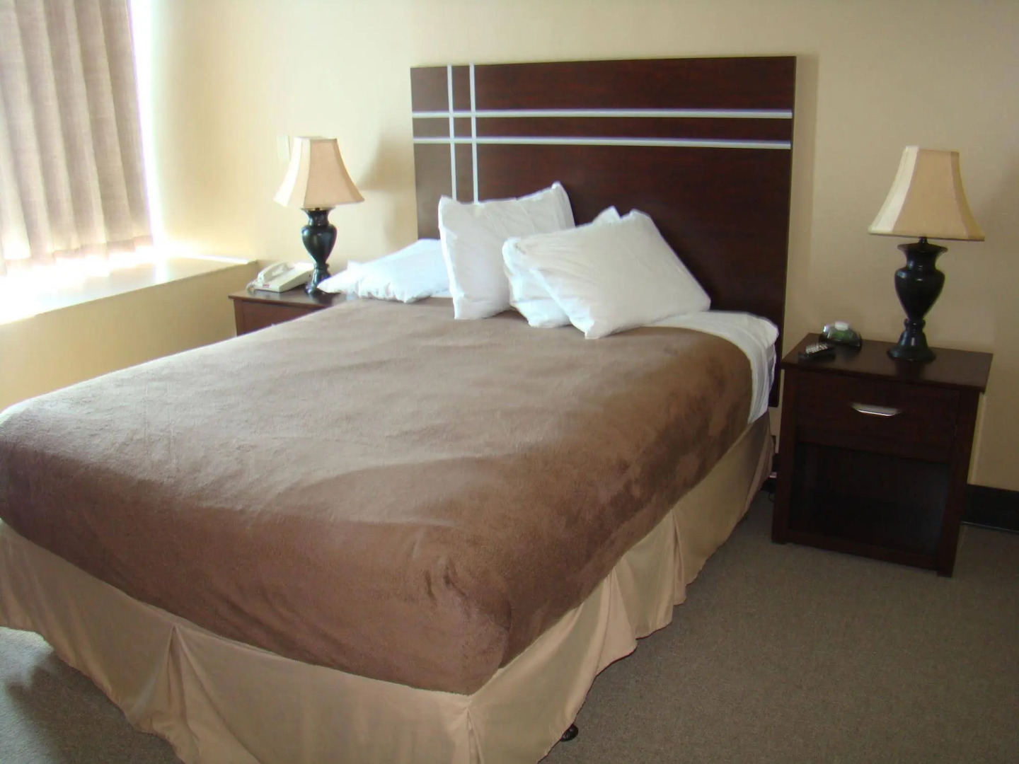 Atlantic Palace Suites