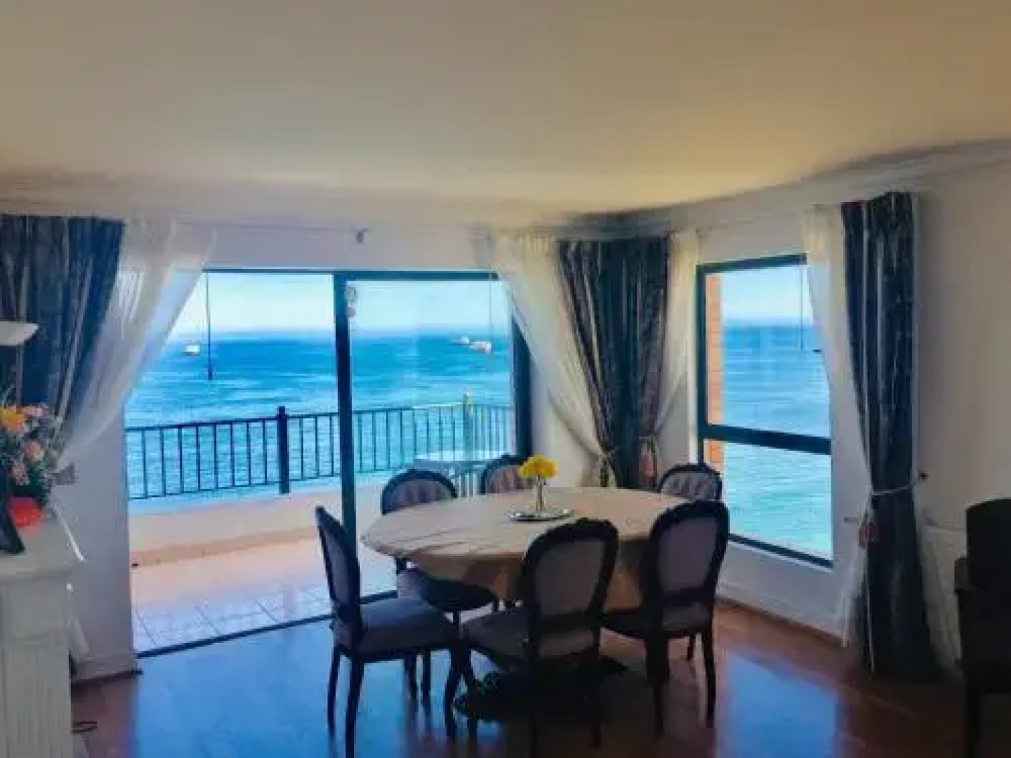 Puerto Pacifico - 211