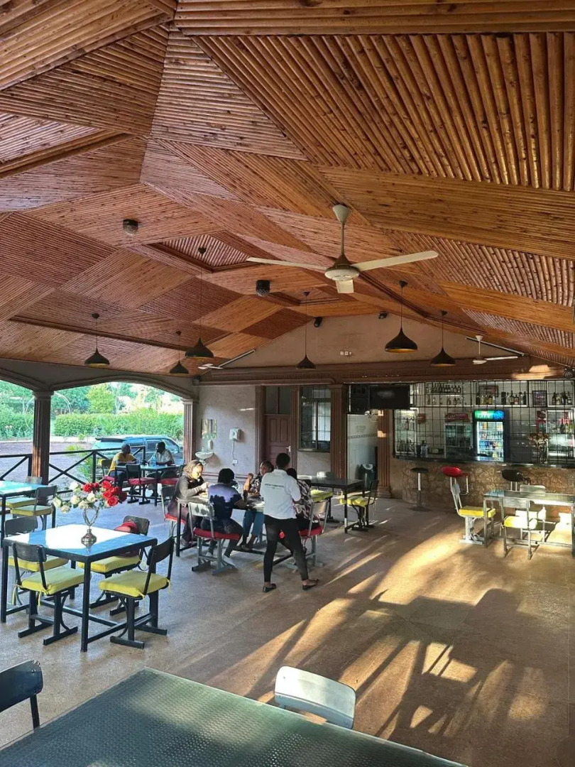 African Flower Hotel