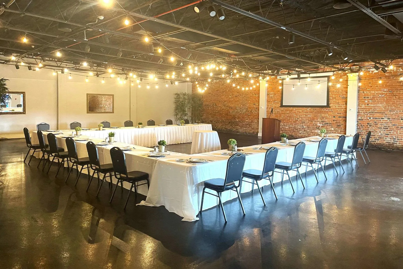 Inn on the Square, an Ascend Collection Hotel