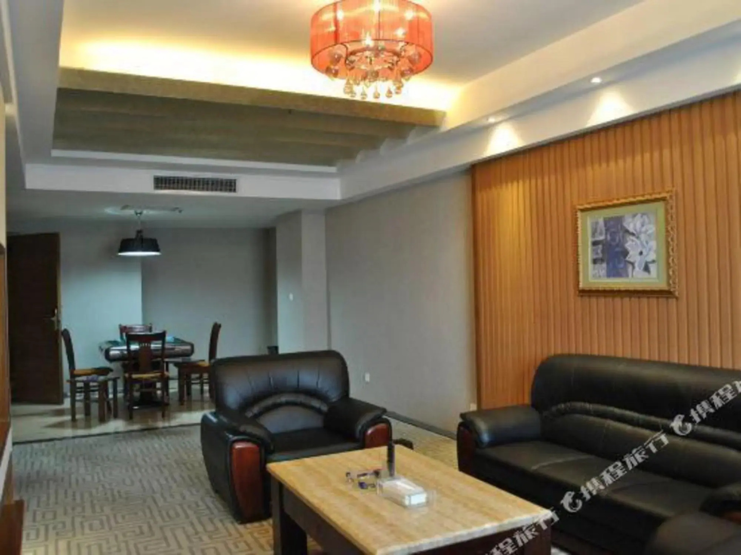 Yufeng International Hotel