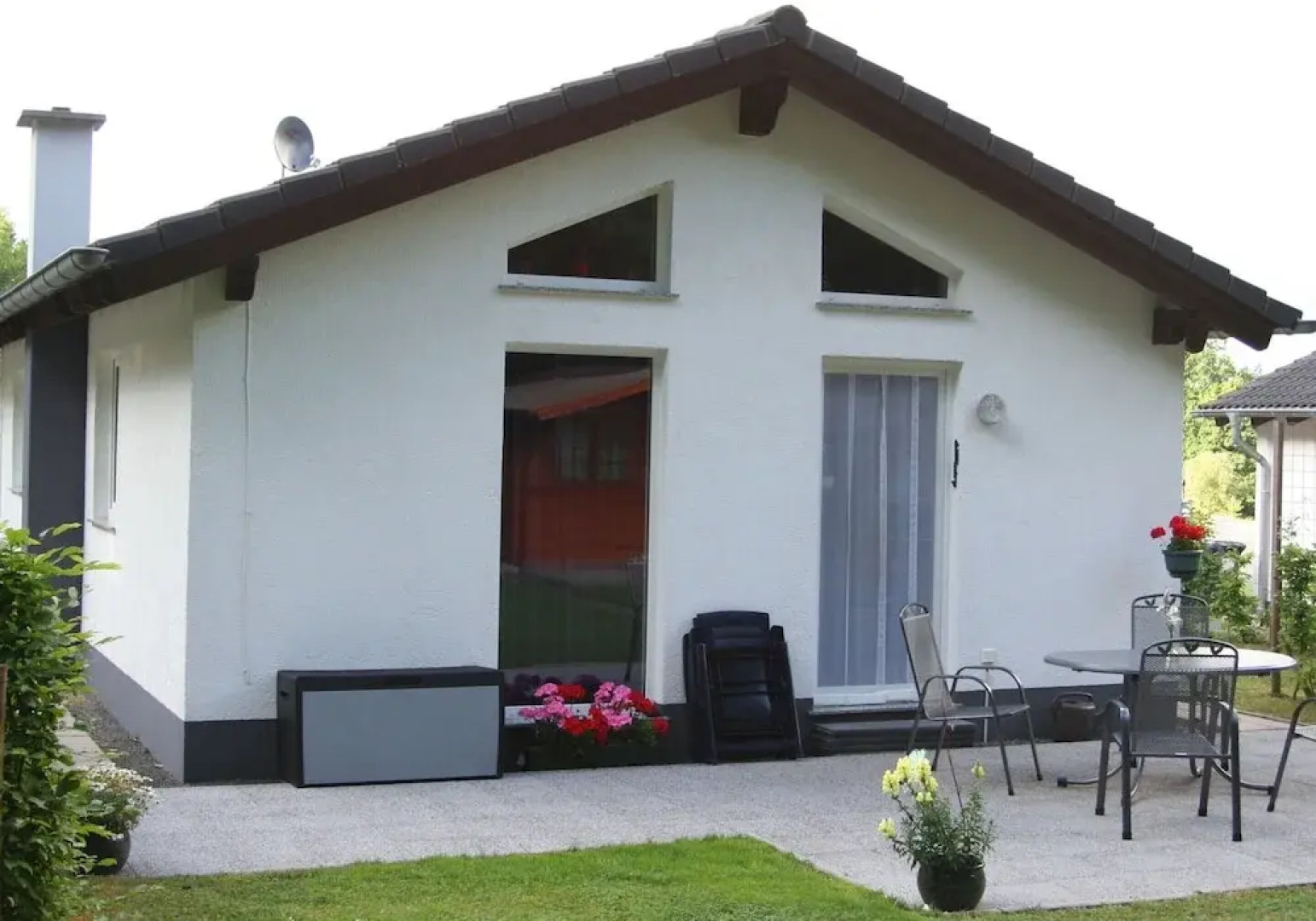Tidy Holiday Home With Dishwasher, in a Green Area
