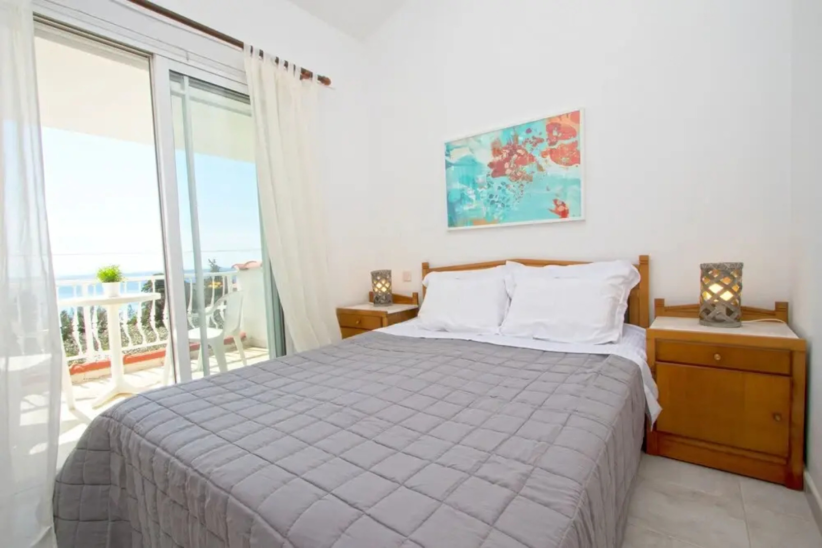 Eva Gior Shared Pool Messonaittes