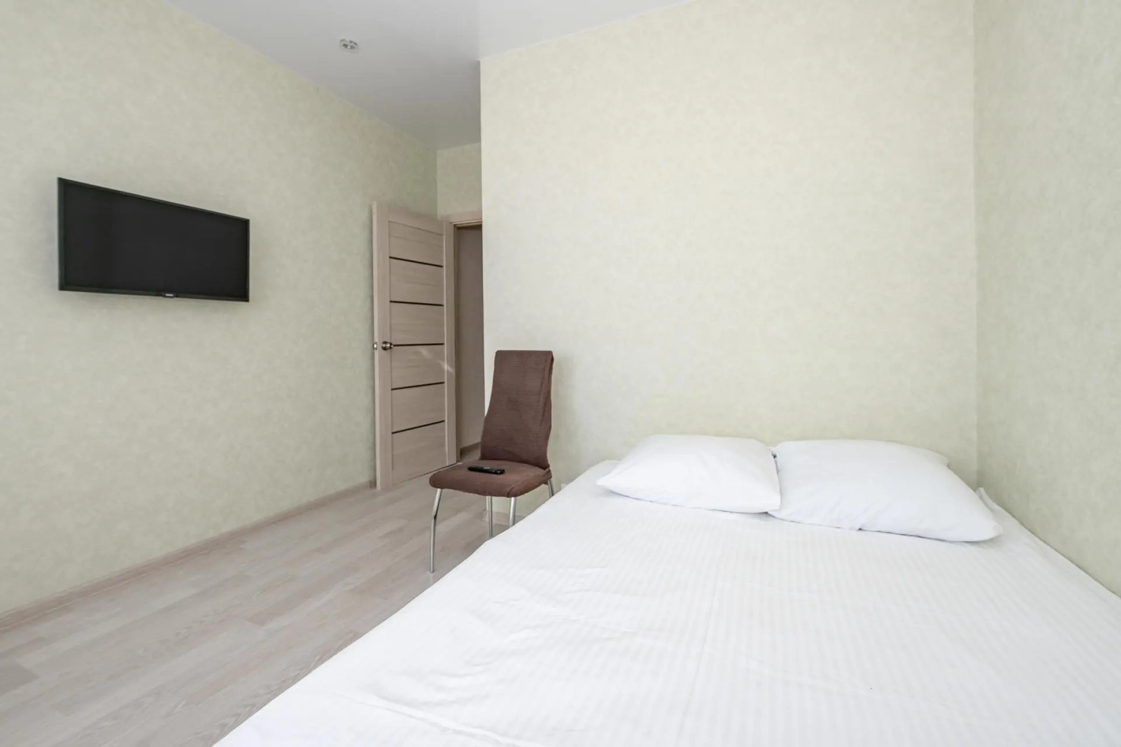 Илне Двухкомнатные квартиры на Республике 75А