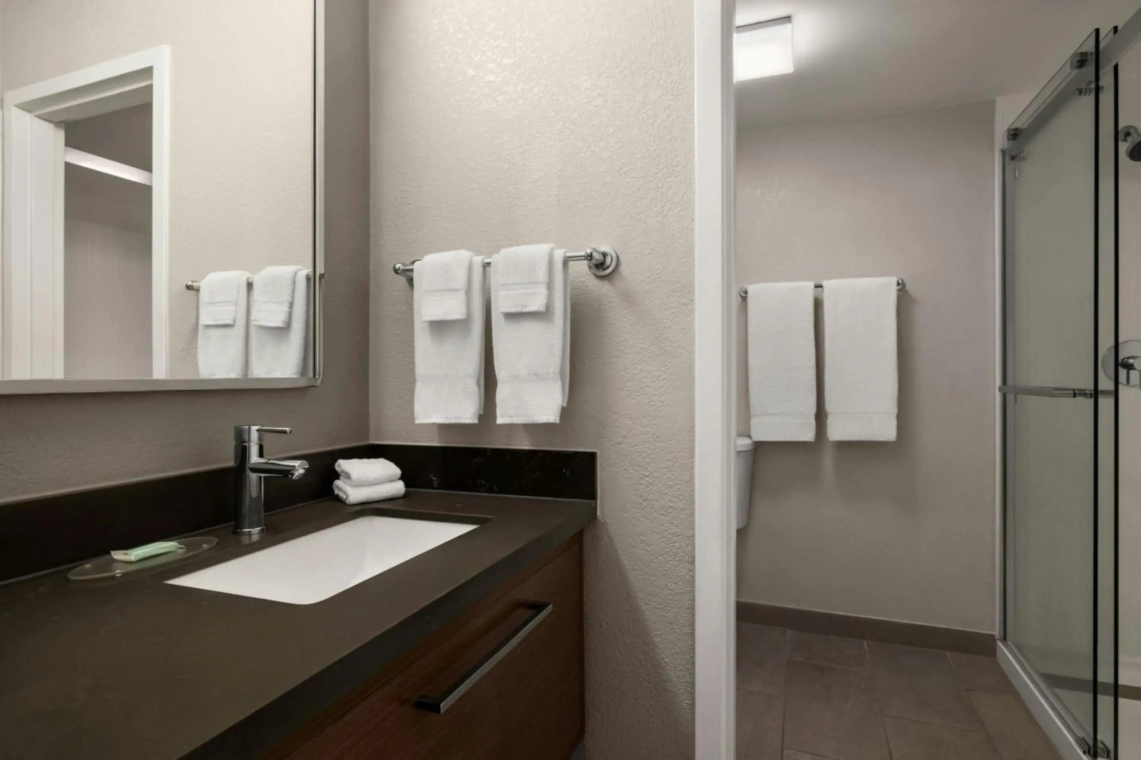 Courtyard by Marriott Atlanta Northlake