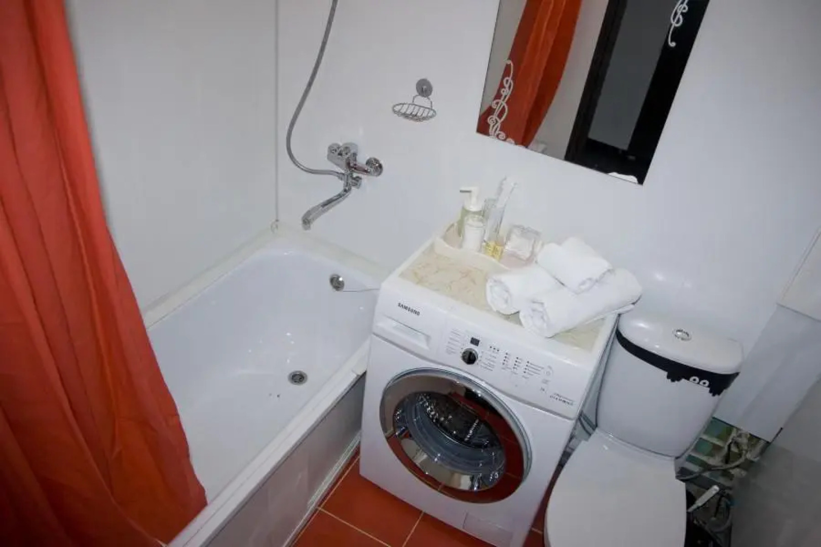 Барбарис на улице Свердлова 134