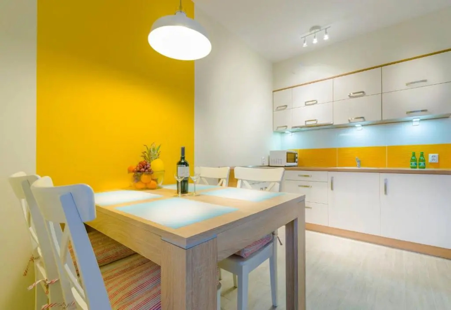 Apartamenty Bursztynowe Komnaty