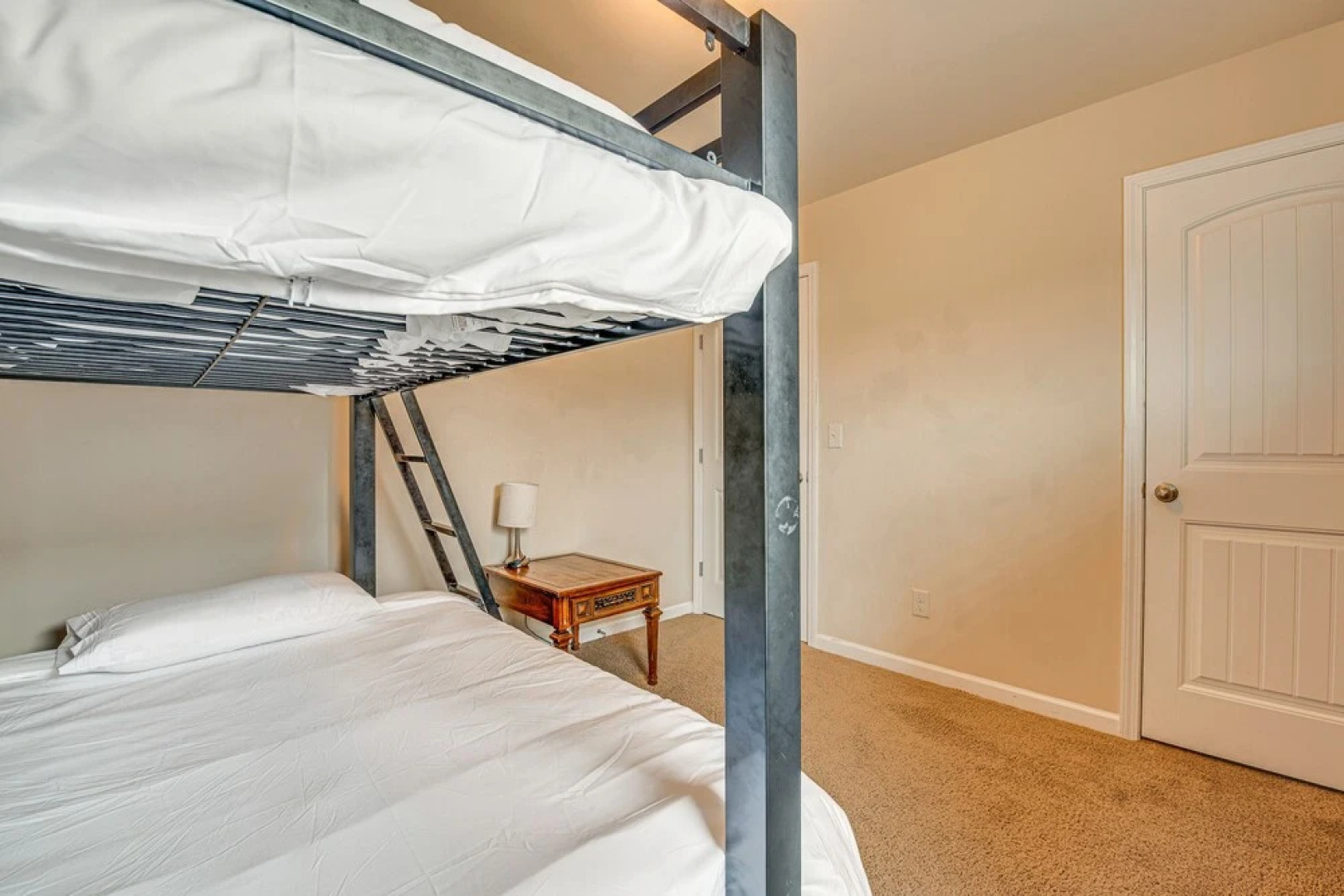 Spacious Atlanta Home w/ Yard & Charcoal Grill!