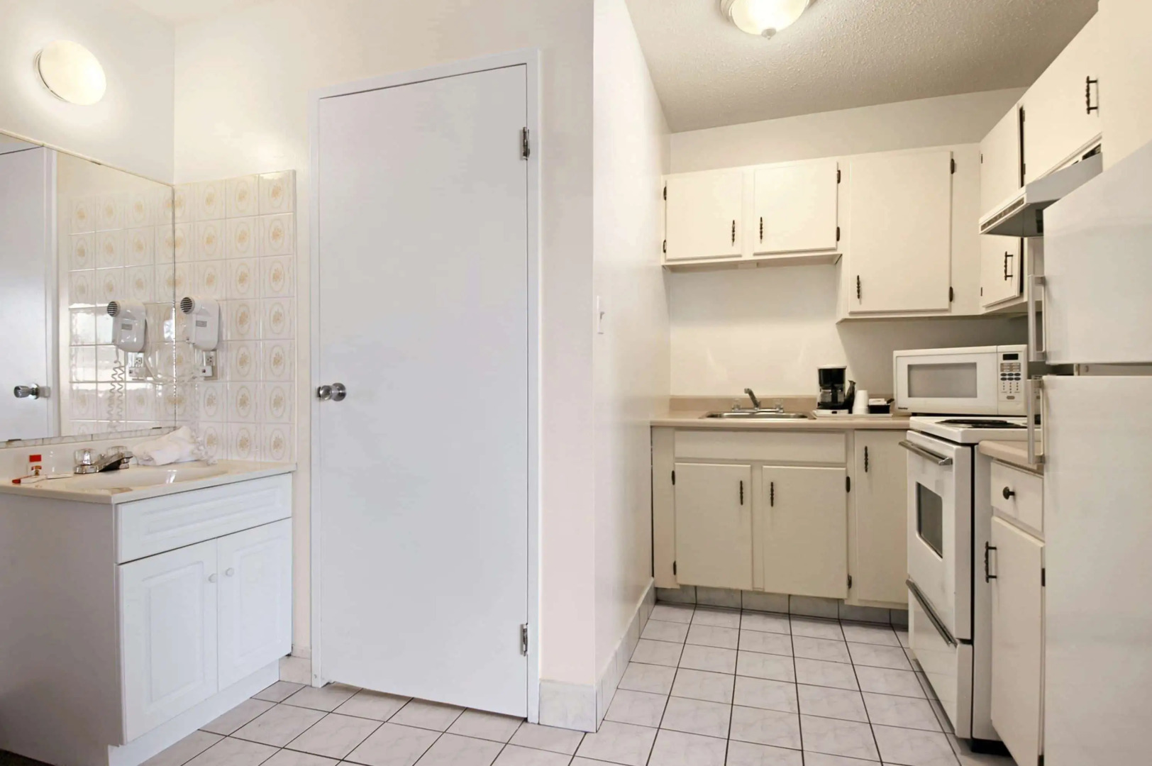 Super 8 by Wyndham Red Deer