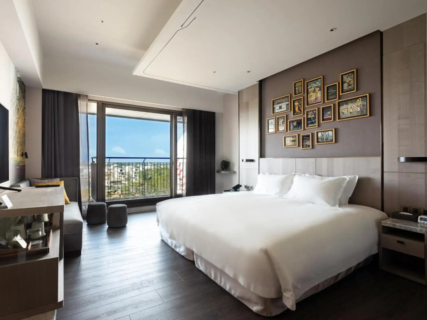 Fame Hall Garden Hotel