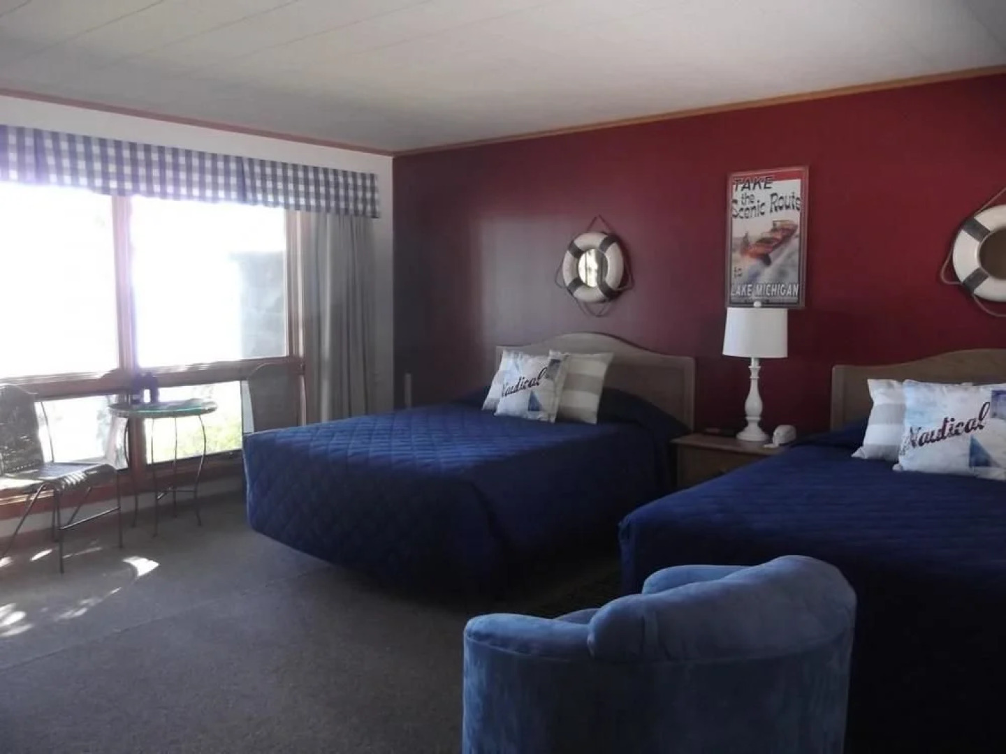 Square Rigger Harbor Motel