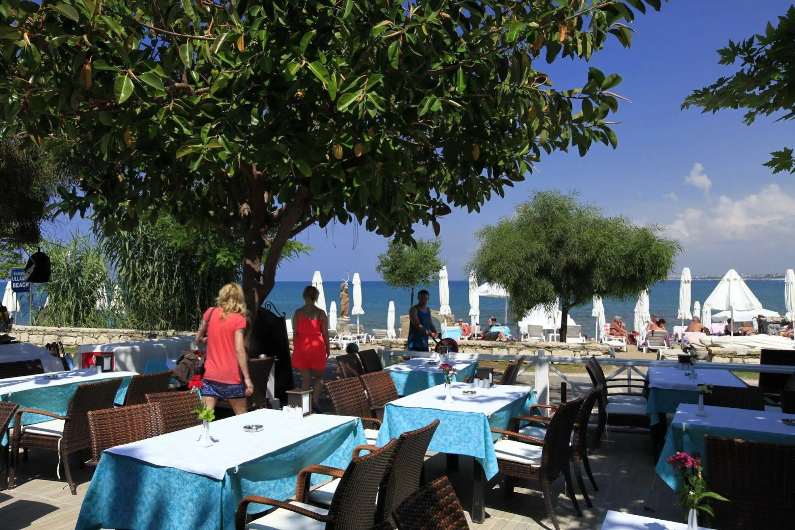 Отель Leda Beach