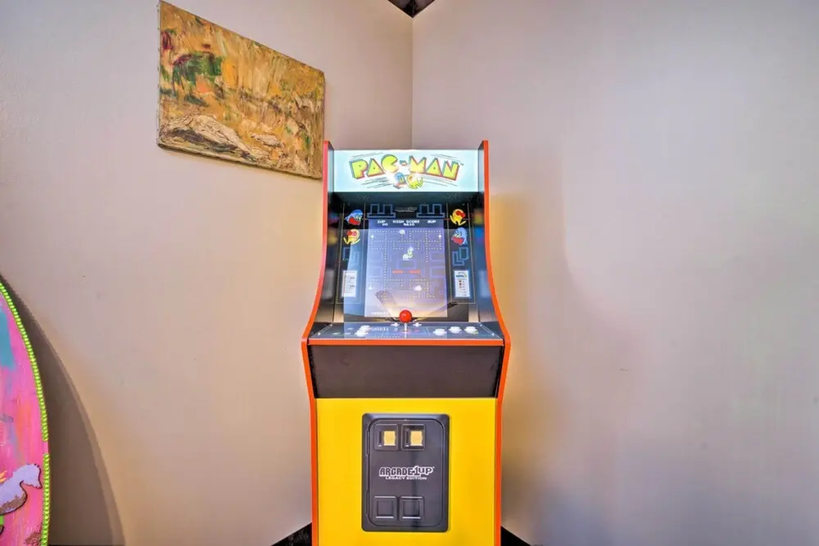 Pet-friendly Home w/ Deck in Broken Bow!