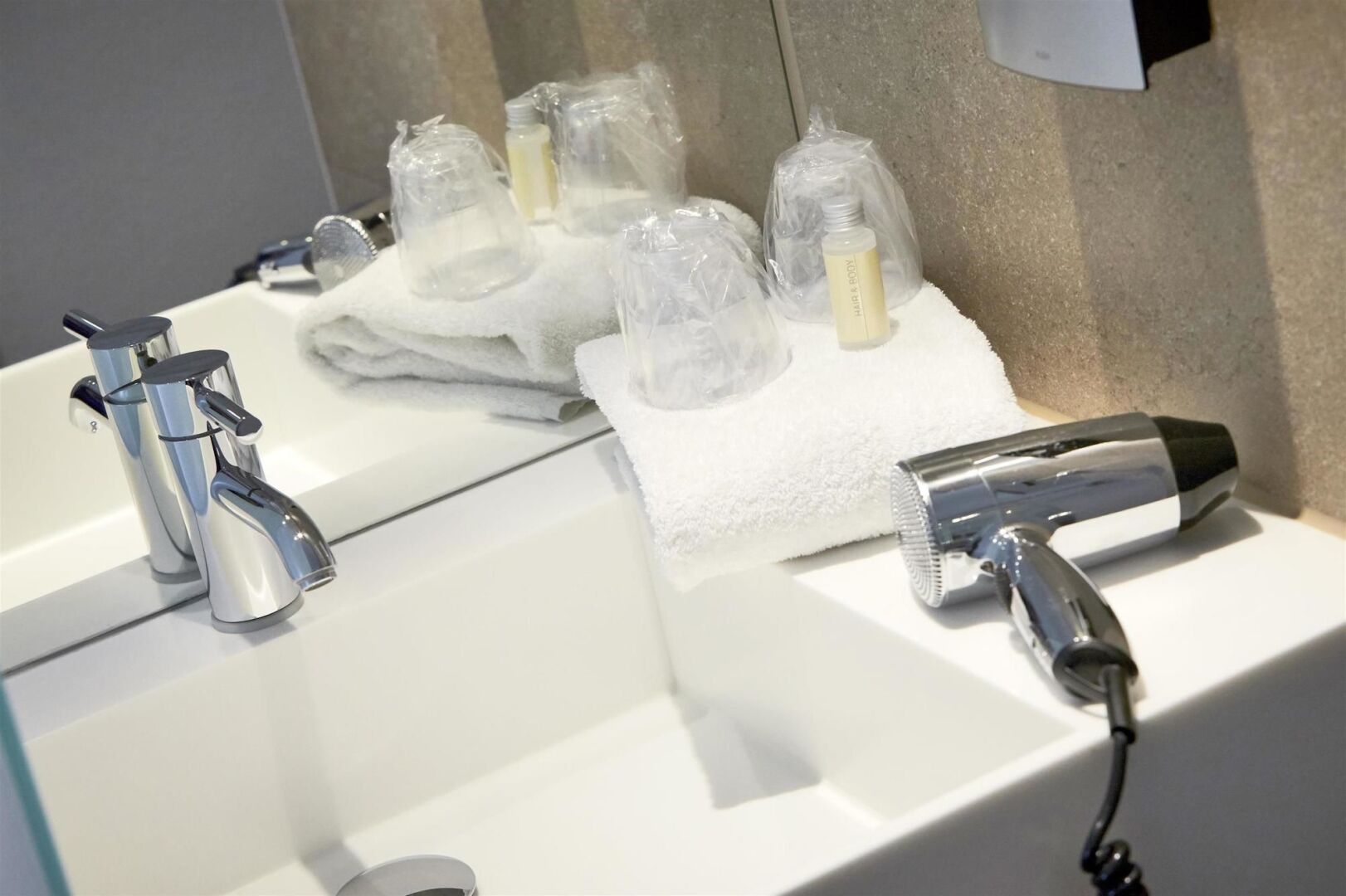 B&B Hotel Köln-West