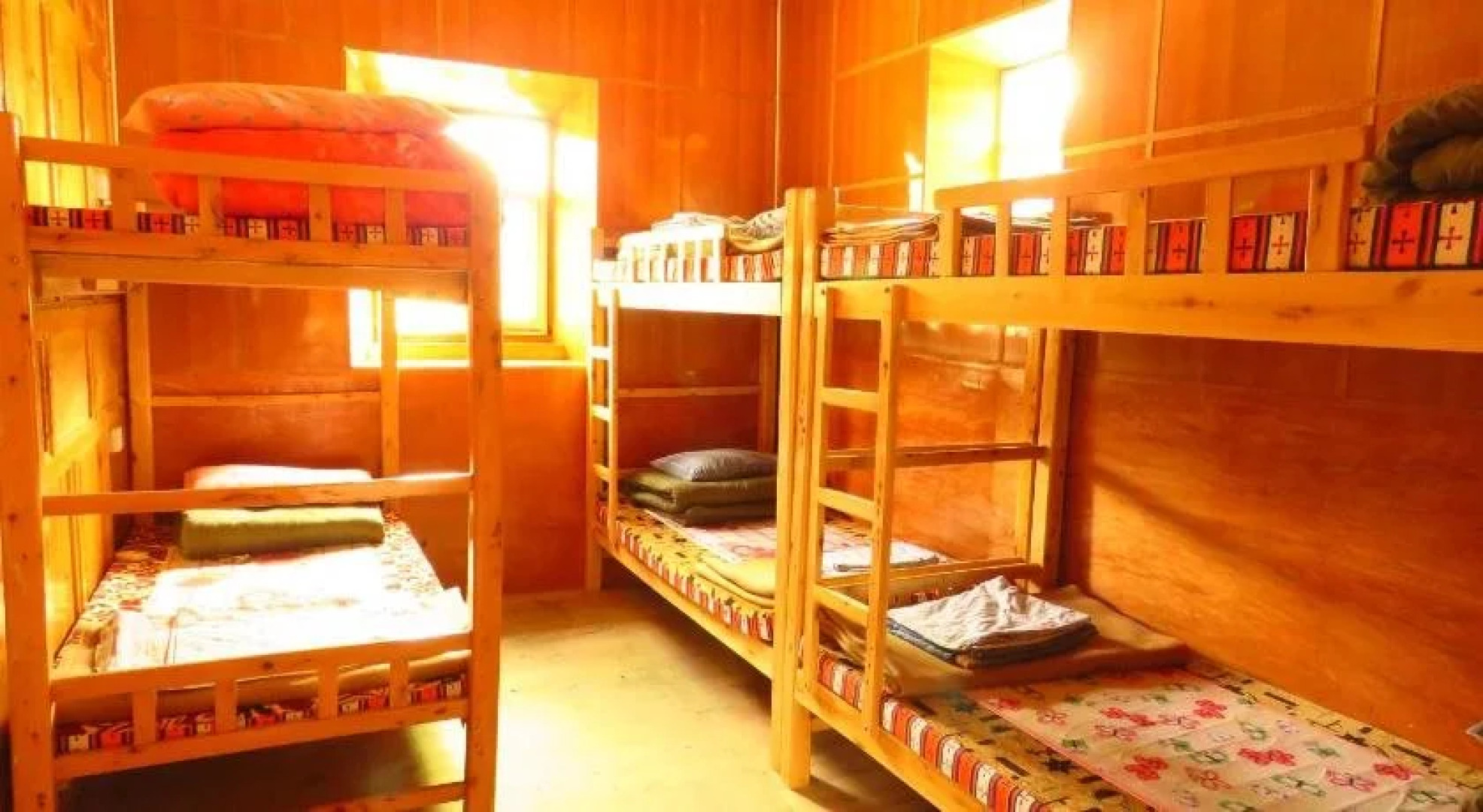 October Daocheng Youth Hostel