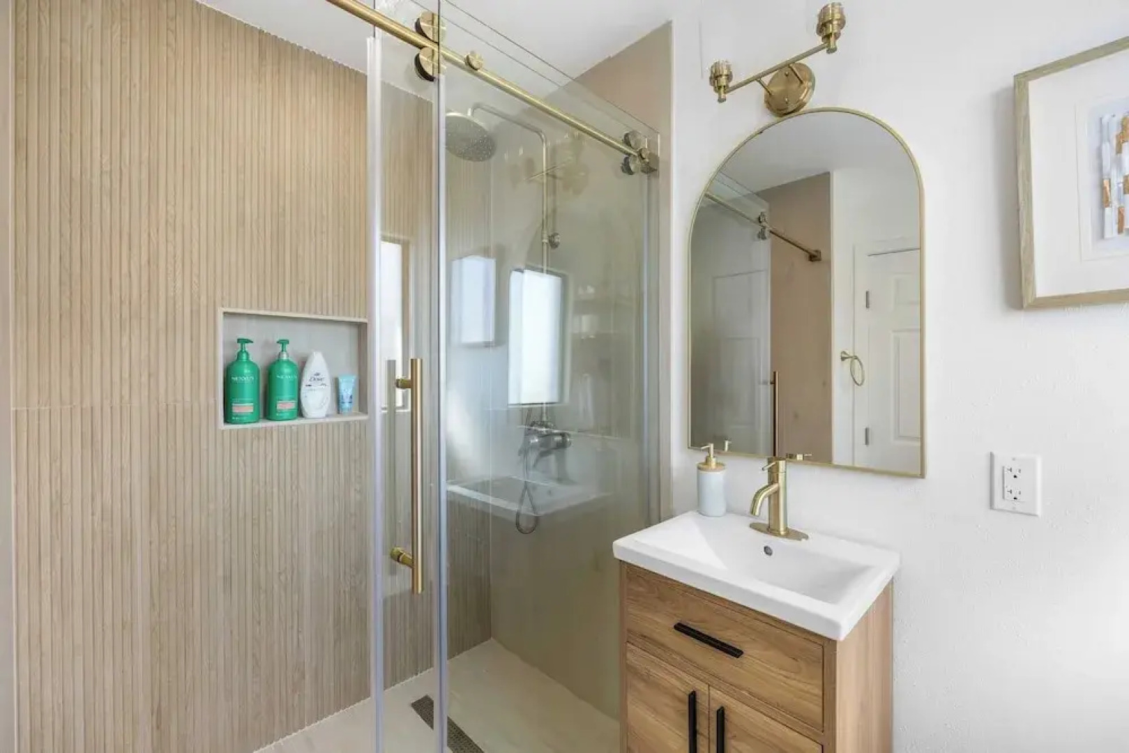 Steps to the Beach, 2 Units w/ Patio, Fire Pit Pacific Coast Highway Buyout