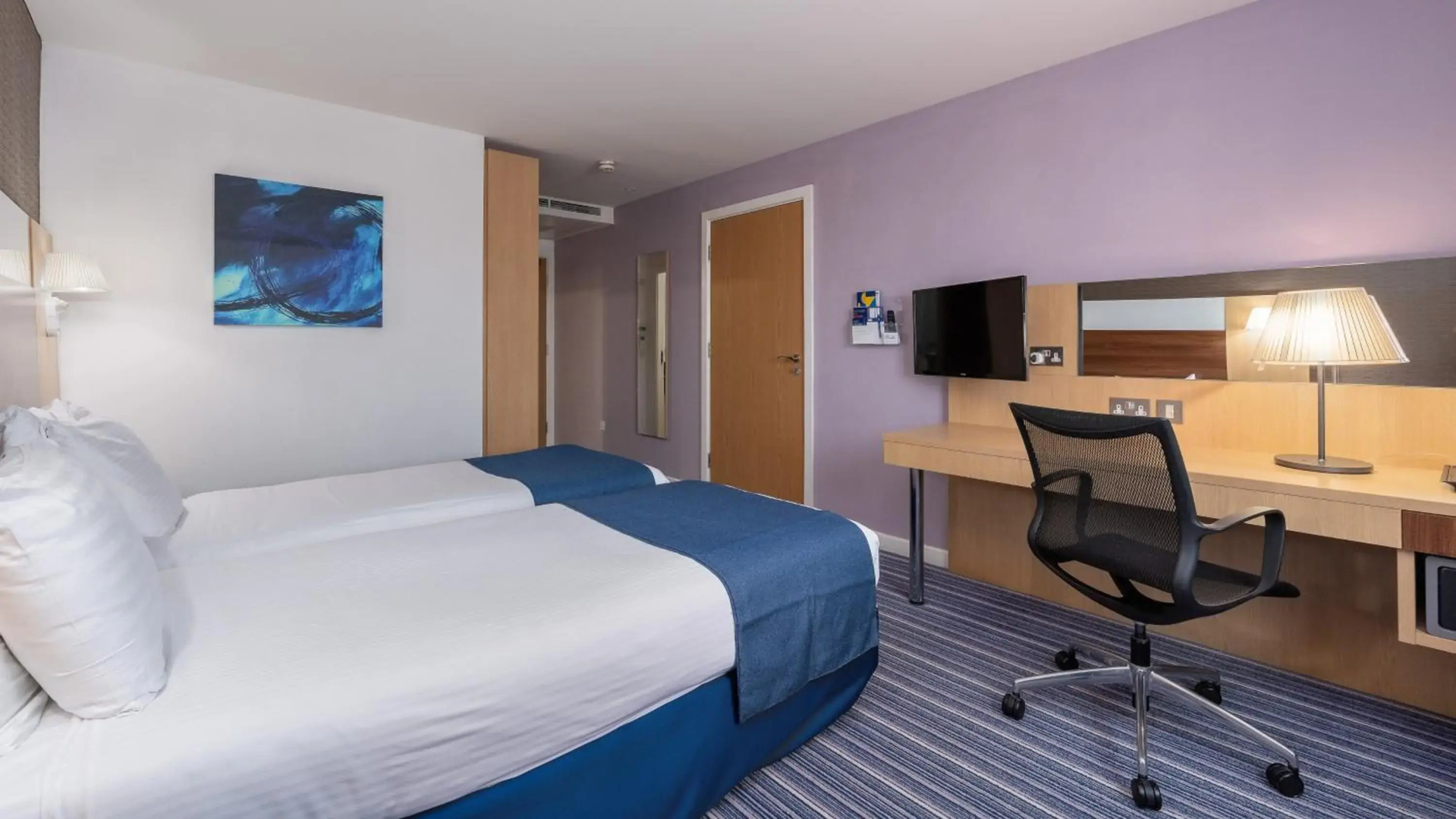 Holiday Inn Express Leigh - Sports Village by IHG