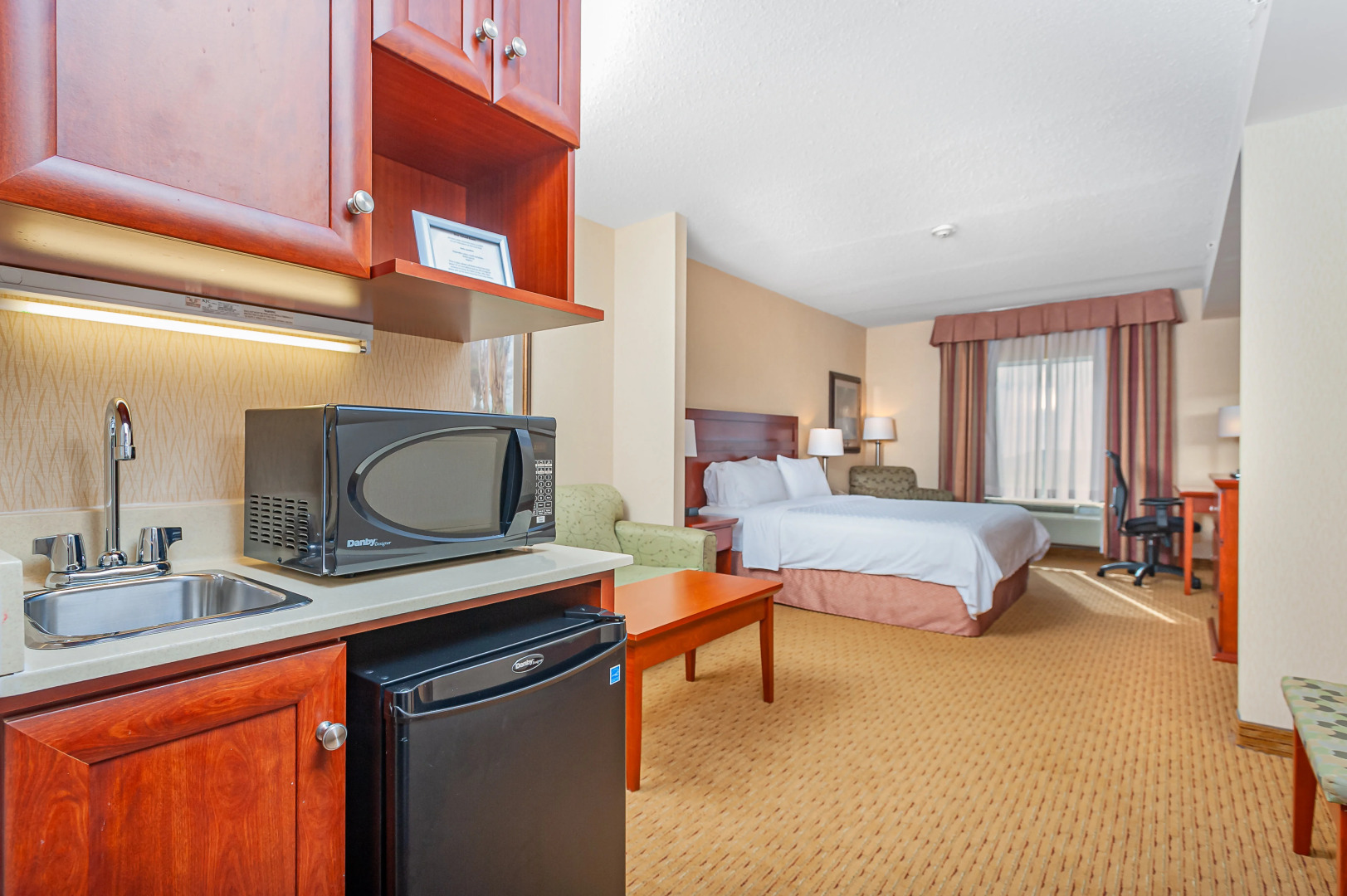 Holiday Inn Express Hotel & Suites CLARINGTON - BOWMANVILLE by IHG
