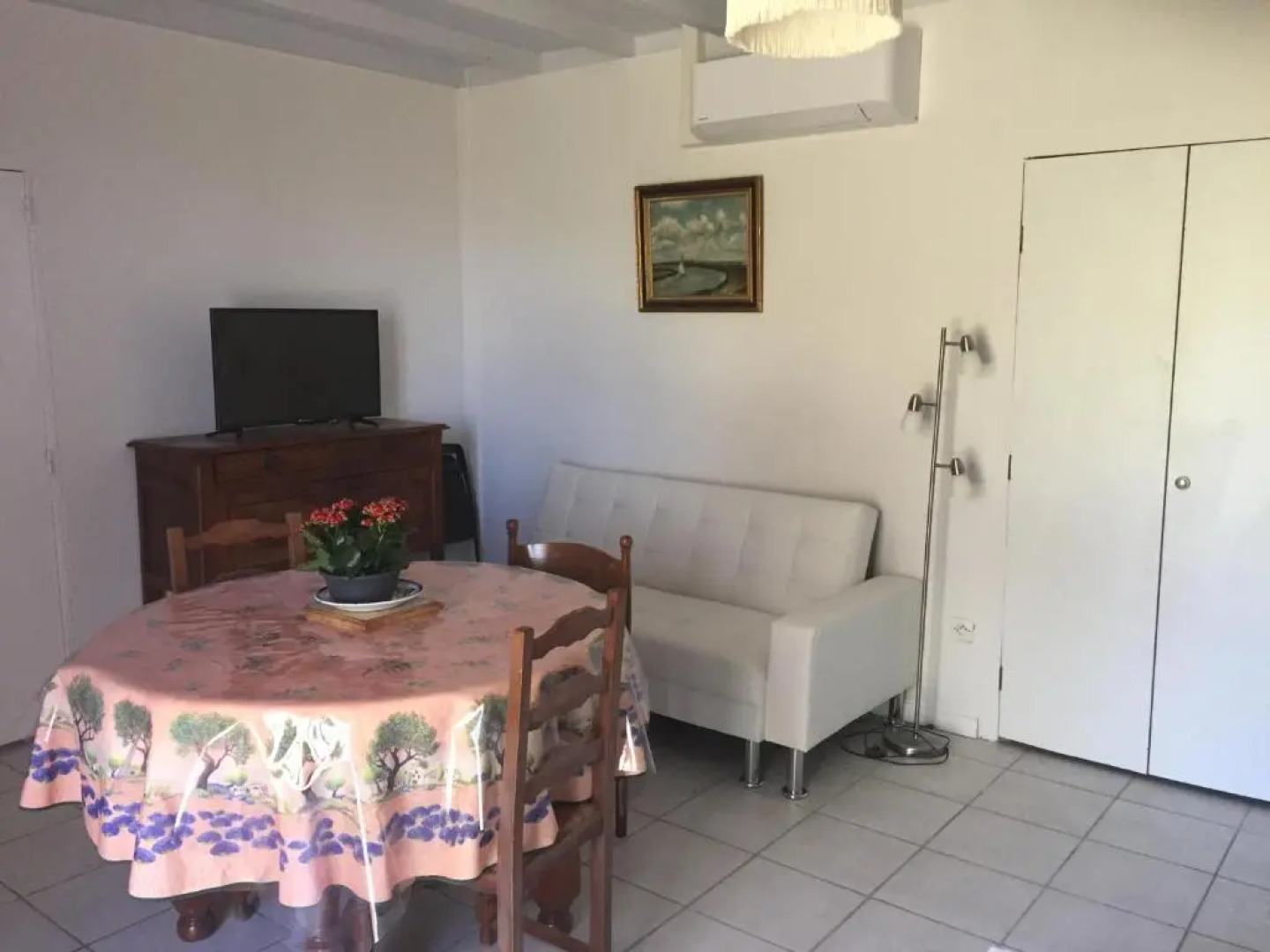 GITE 2-4 pers Découverte des vignobles de Saint EMILION et du Périgord