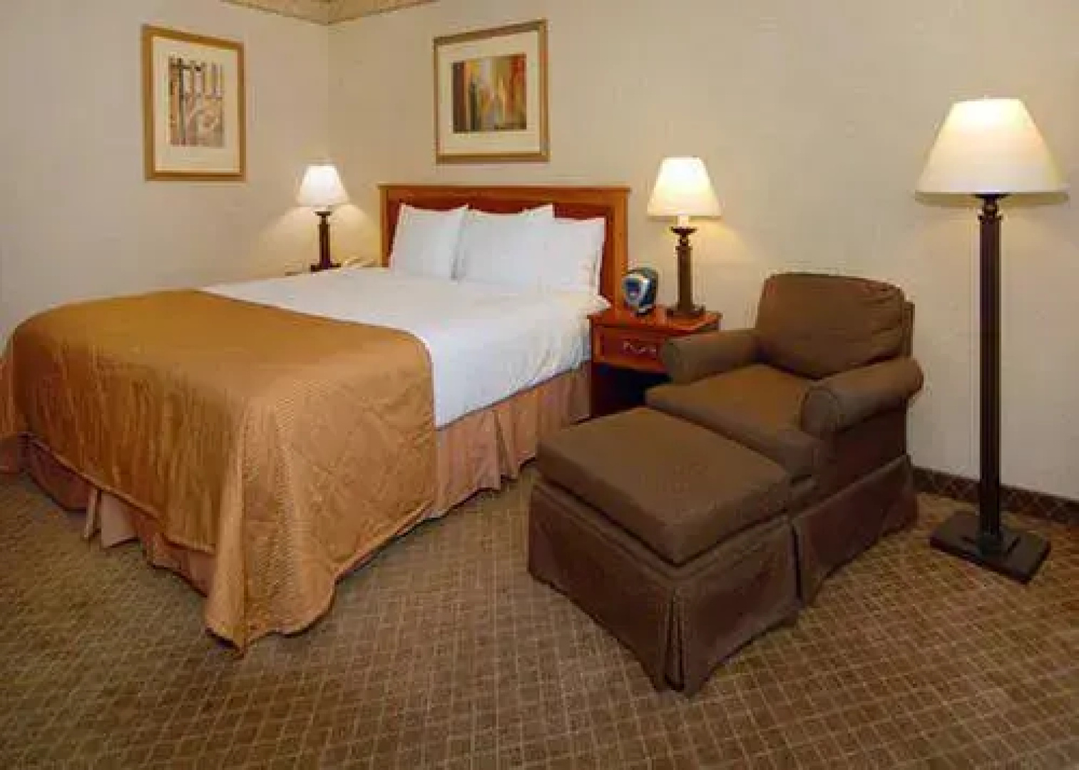 Clarion Mansion Inn