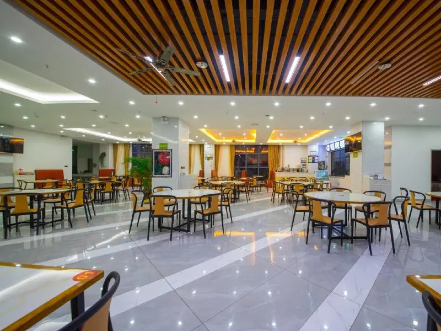 GreenTree Inn Qionghai Bo'ao Railway Station