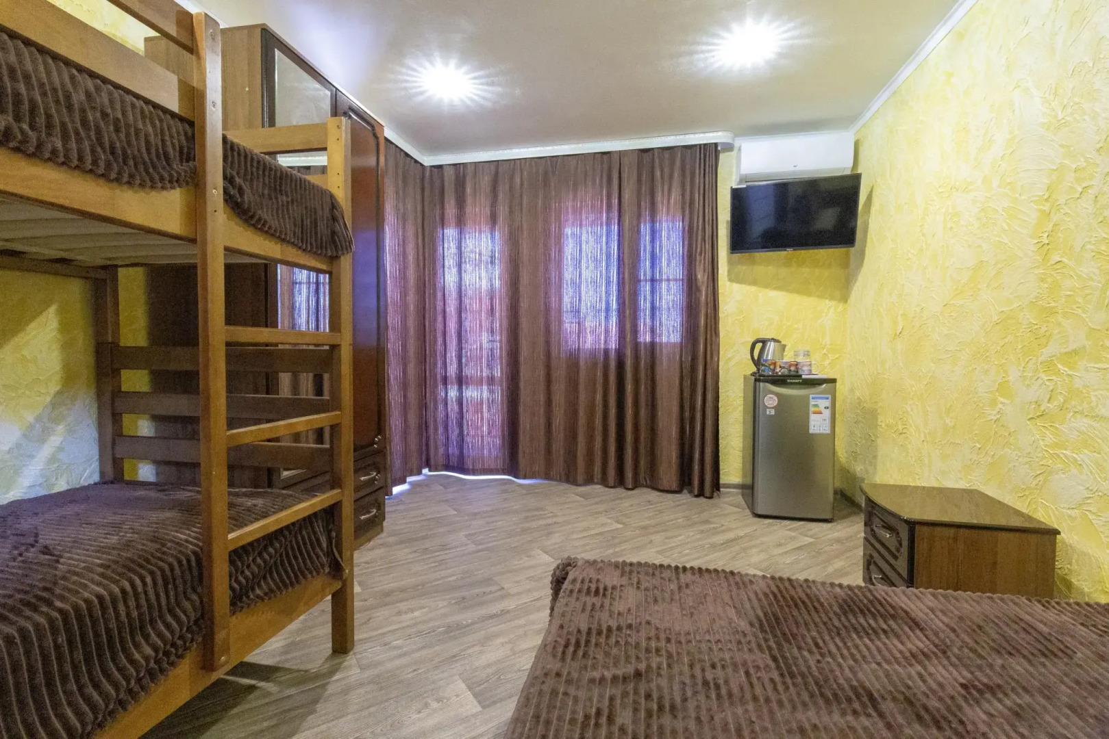 U Yudzhina Guest House