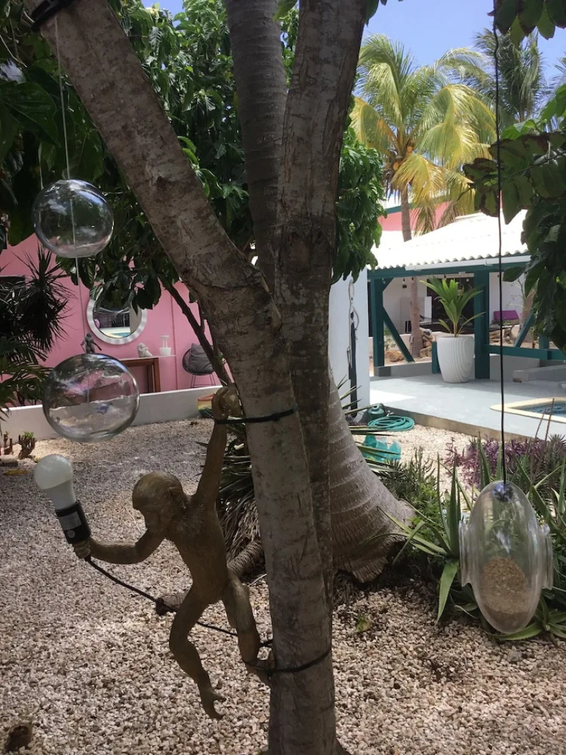 THUISHAVEN adults-only boutique resort