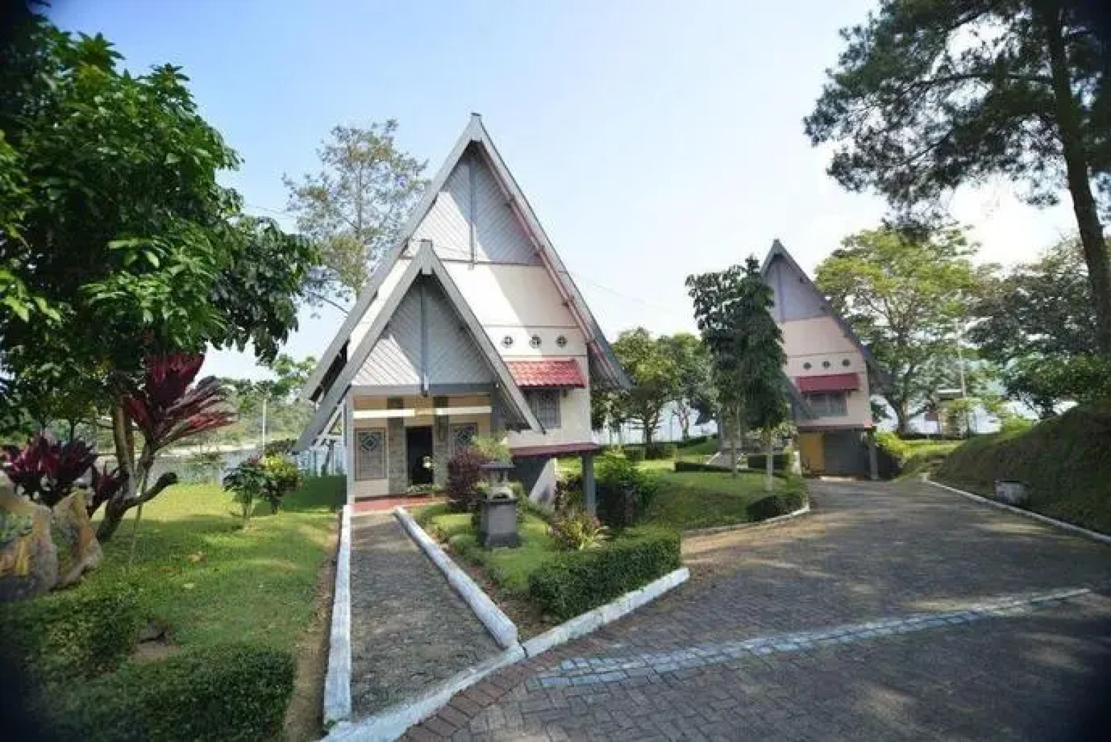 Taman Wisata Selorejo and Resort