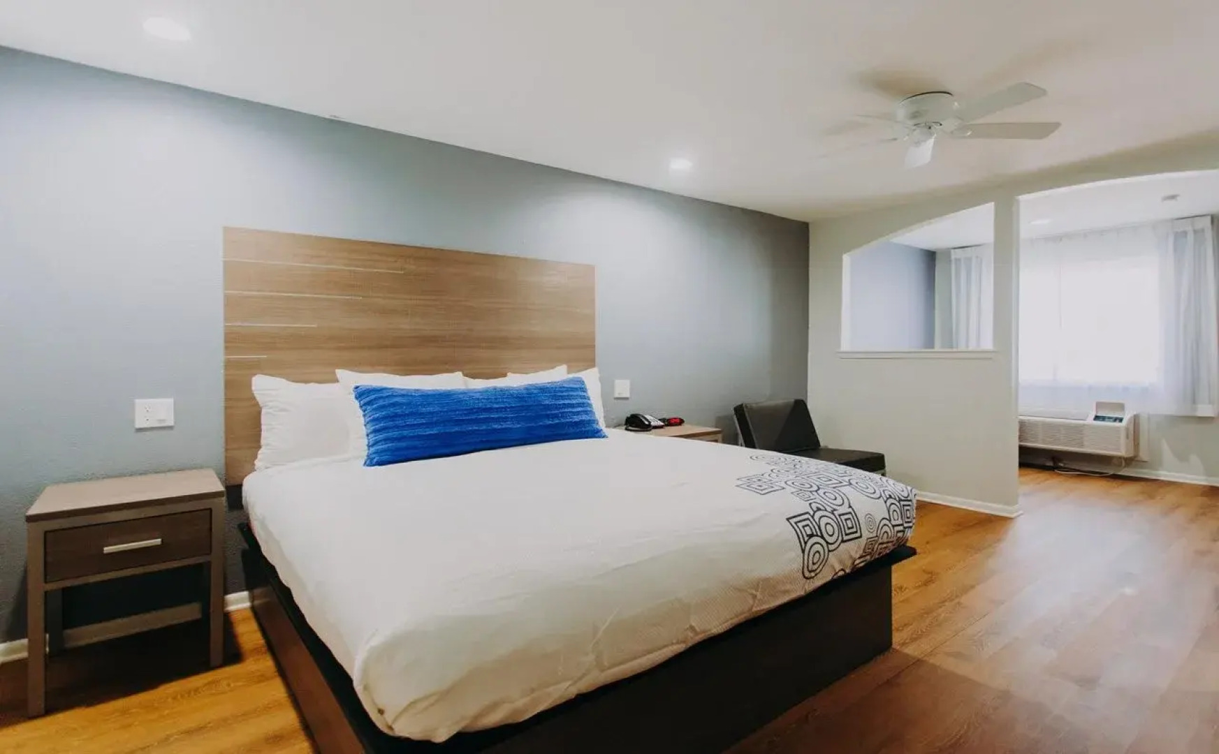 Scottish Inn & Suites - Kemah Boardwalk