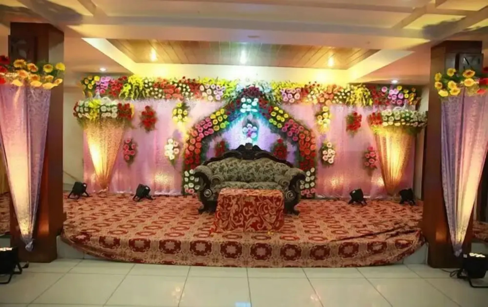 OYO 13494 Hotel Nakshatra Inn