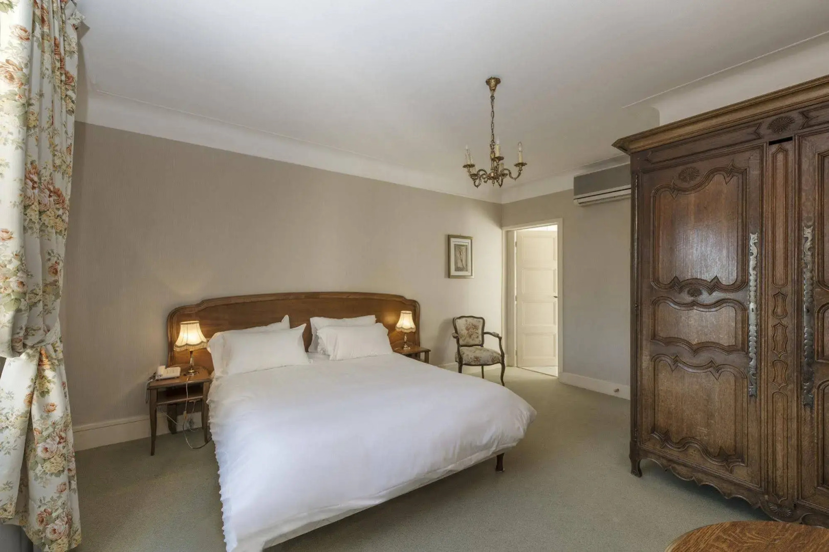 Hôtel Restaurant de la Poste et du Lion d'Or