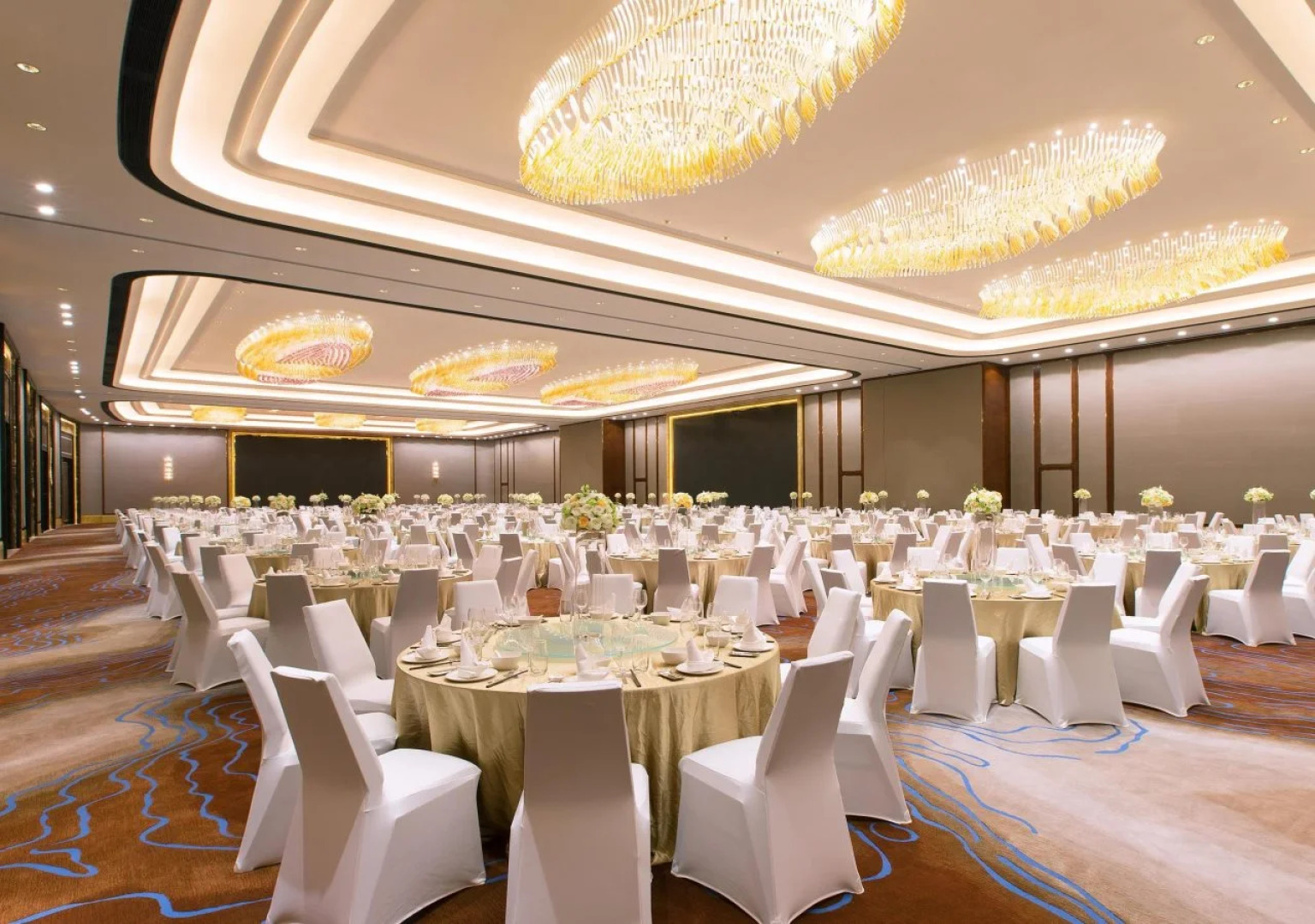 Sheraton Zhanjiang Hotel