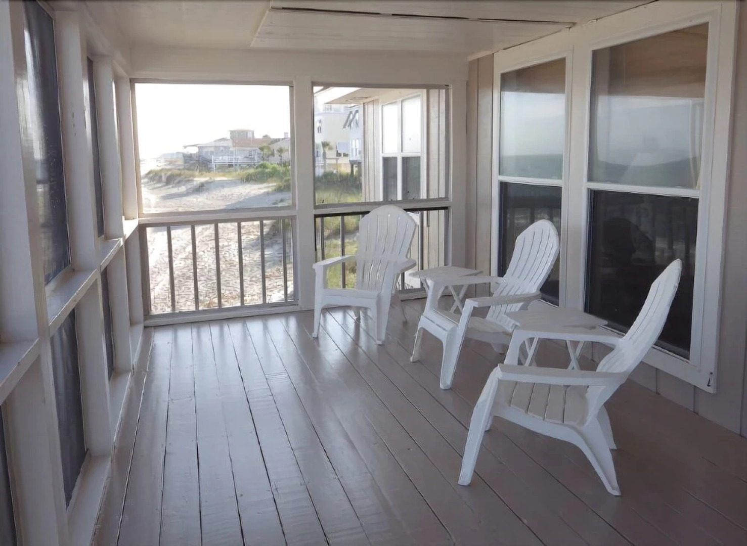 Just a Beachy Time! - 4 Br home by RedAwning