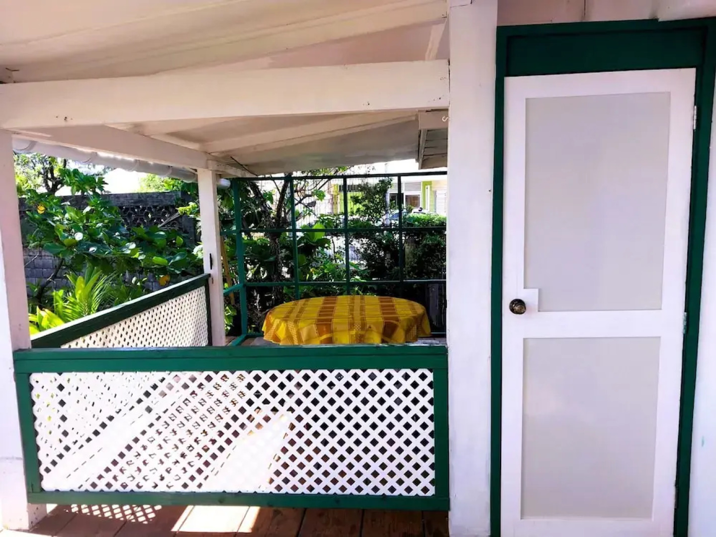 Tahiti - Matavai Bay Cottage