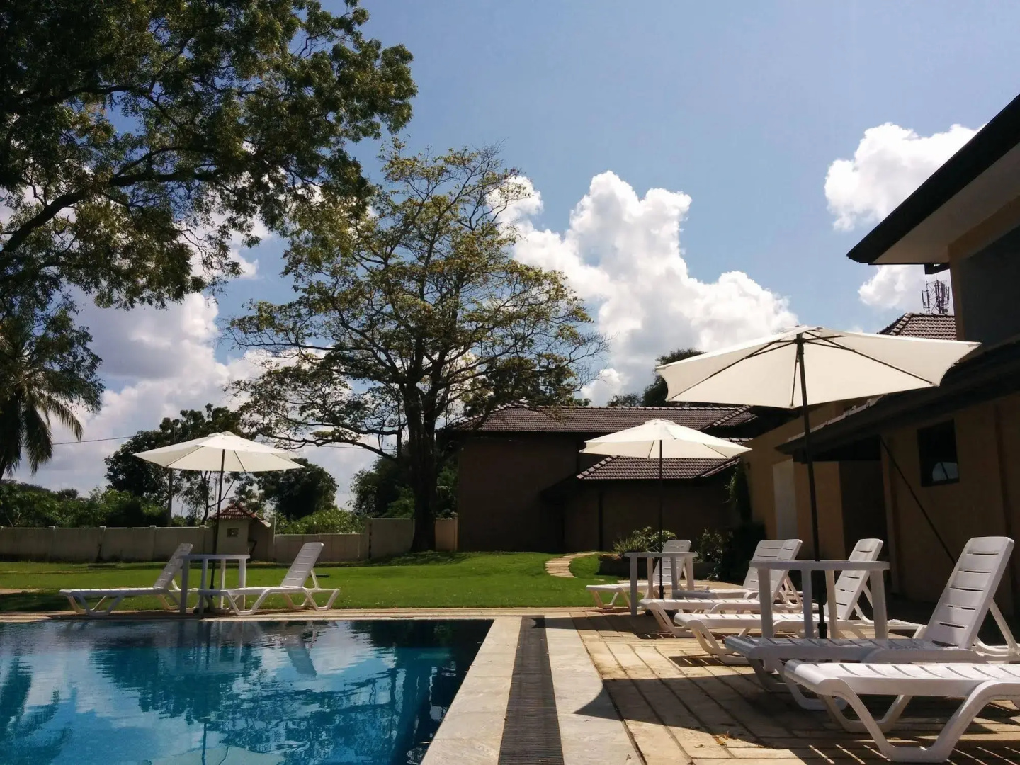 Rajarata Hotel