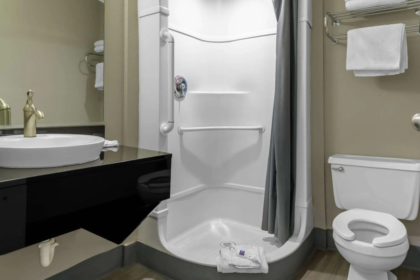 Motel 6 Topeka Northwest