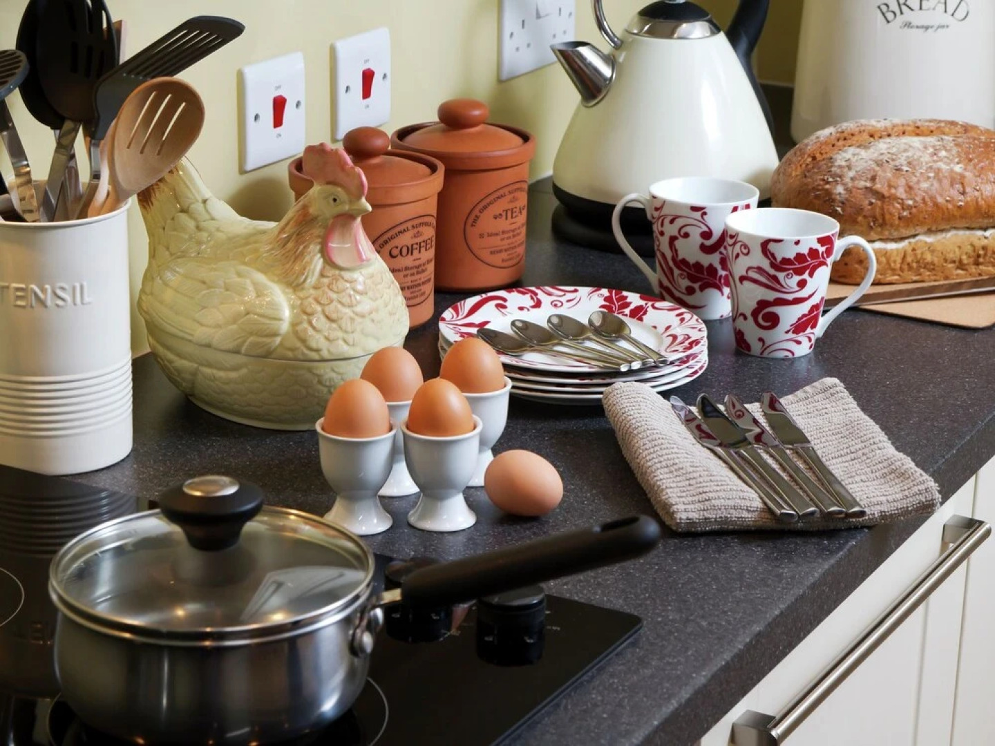 Comfortable Holiday Home in Crickhowell Near River Usk