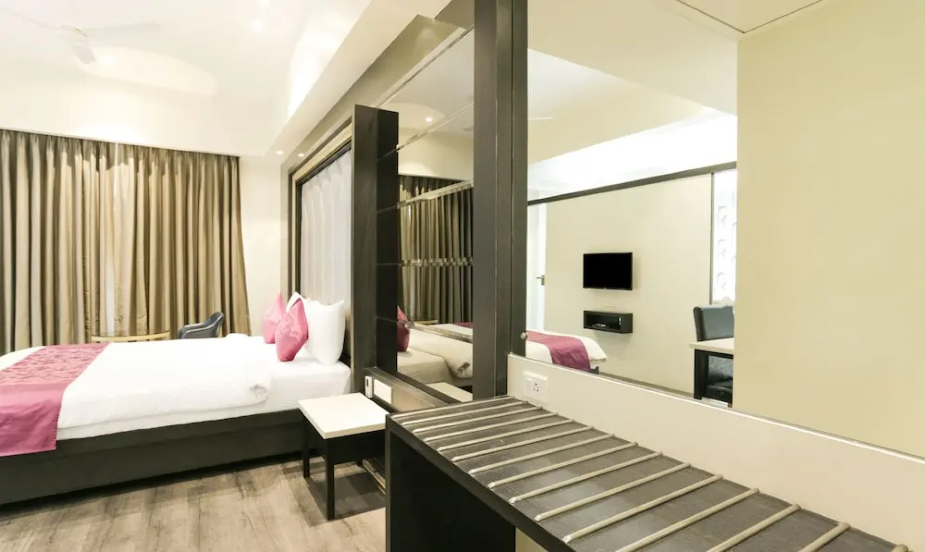 Hotel Gopalas Residency