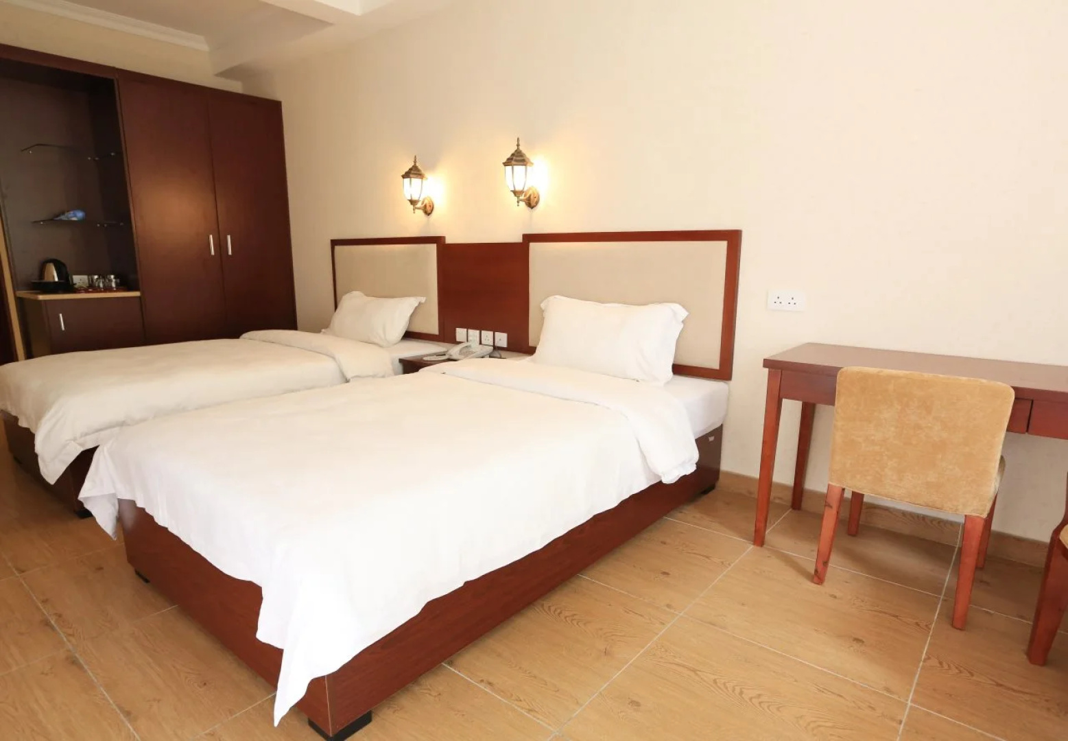 Towns Well Hotel