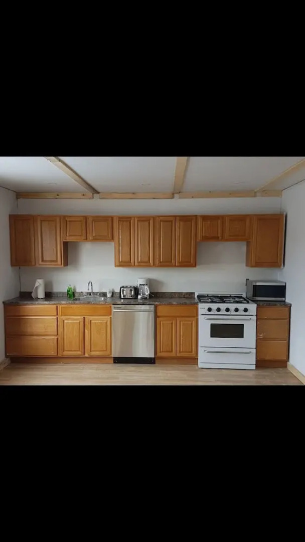 Striper Fishing & Hunting Lodge