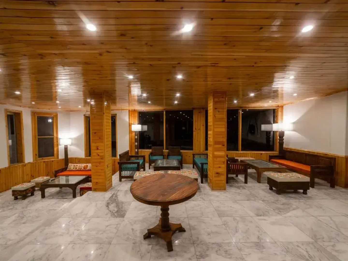 Roomy Daastaan Hotel, Karimabad Hunza