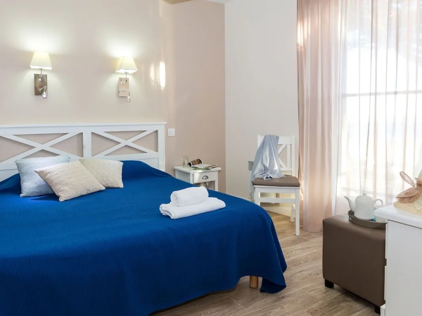 Comfortable Apartment With one Sleeping Cabin Near the Beach