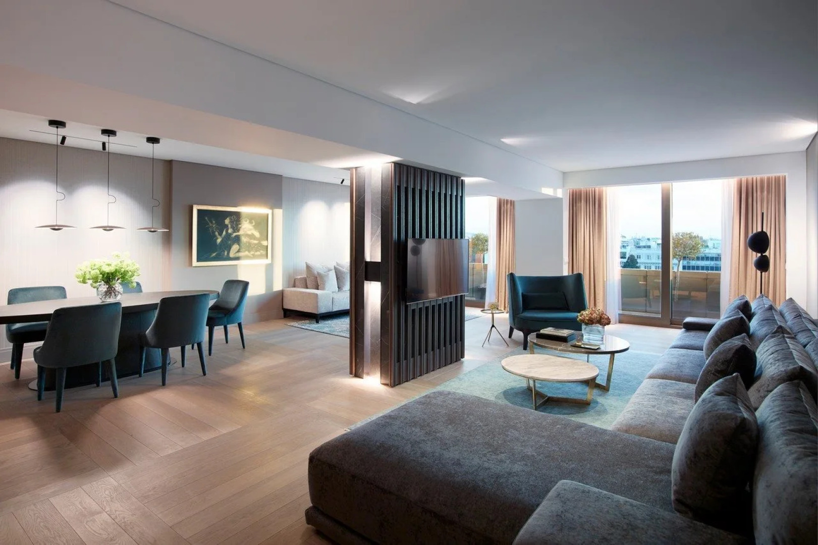 Отель NJV Athens Plaza