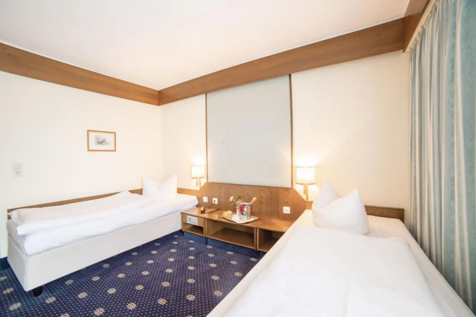 City Club Hotel