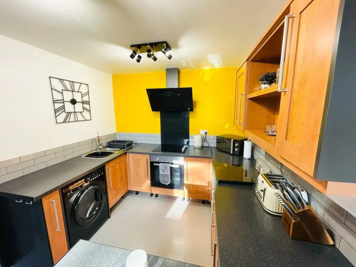 PHOENIX Executive Apart-Hotel
