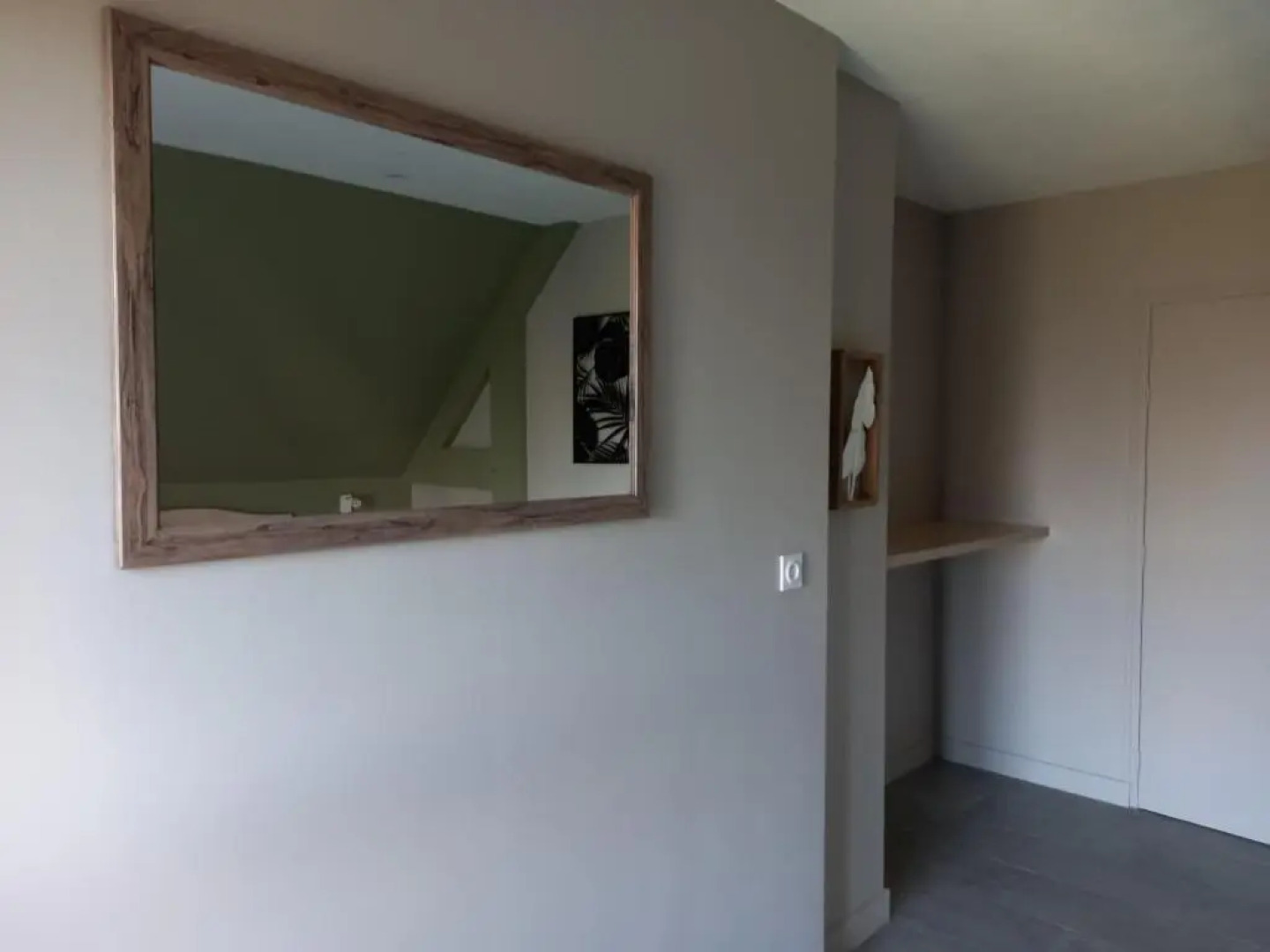 Les Lys (Adults Only)