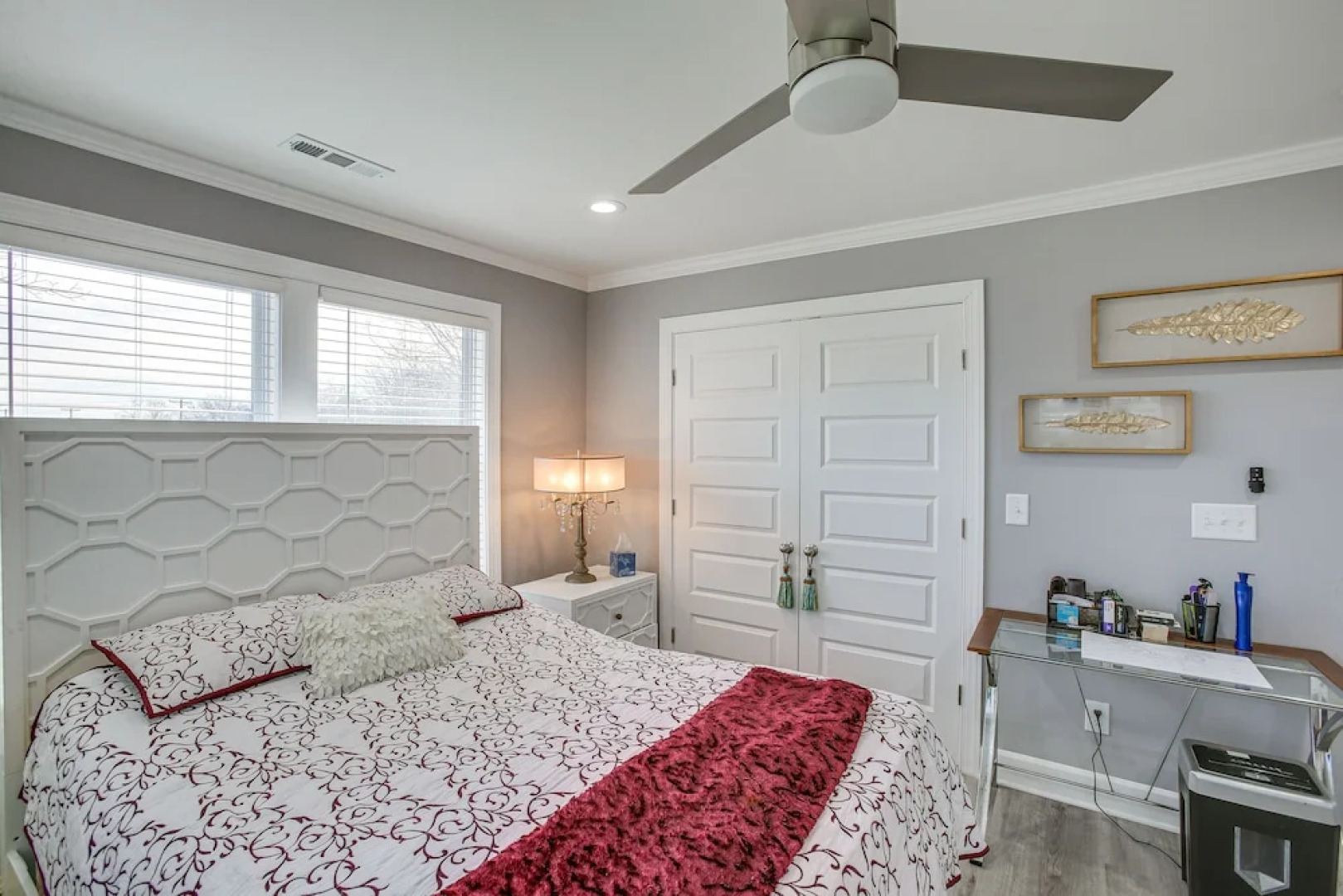 Pet-friendly Gallatin Home w/ Deck, 1 Mi to Town!