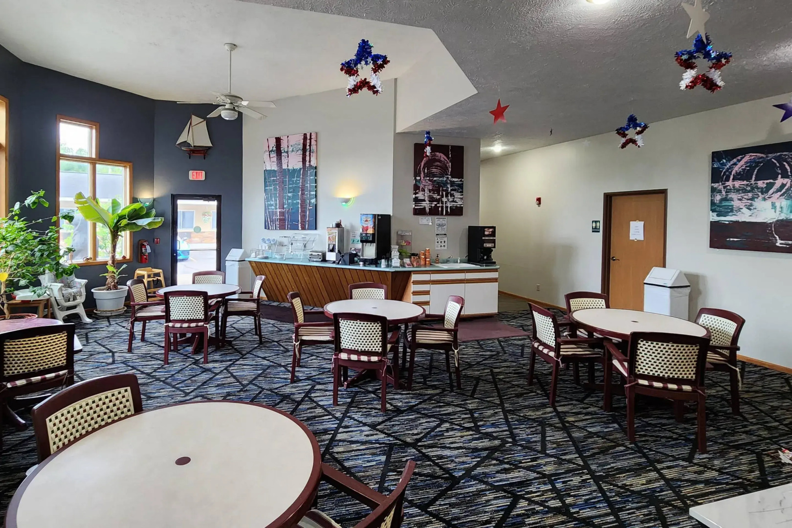 Econo Lodge Lakeshore